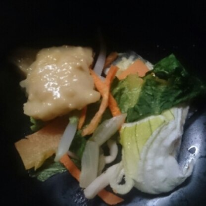 春野菜を味噌マヨネーズでヘルシーですね、温野菜サラダ彩りもキレイで美味しくいただきました!